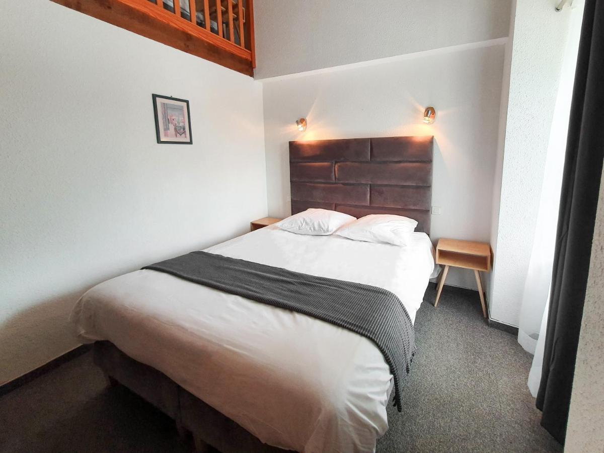Hotel Les Tilleuls De Pareloup A Salles-Curan Екстер'єр фото